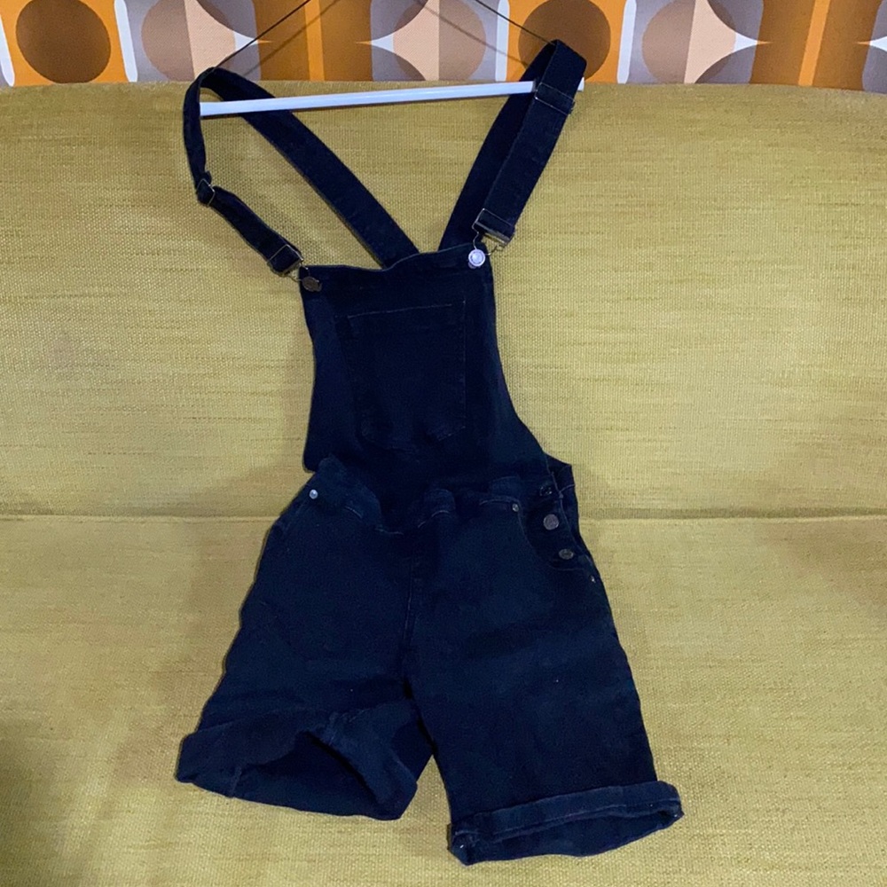 boohooMAN black short denim overalls!